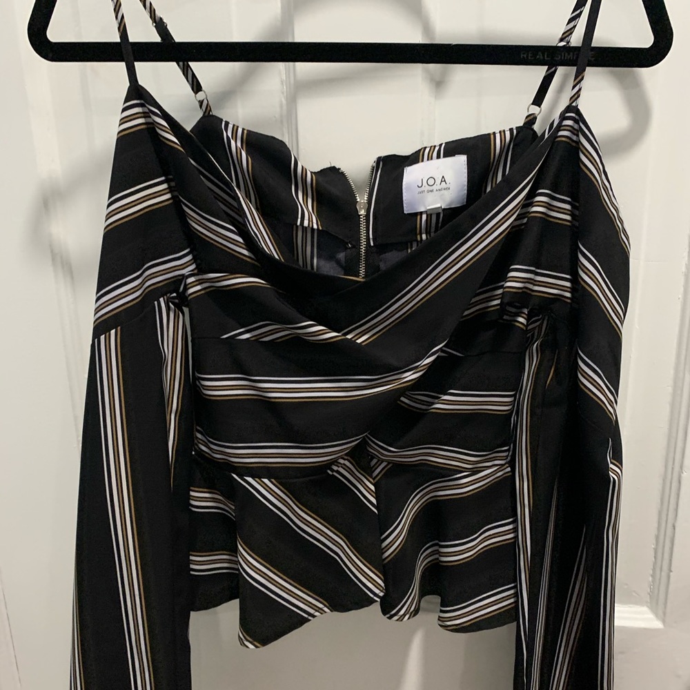 Striped Blouse with Zipper detail